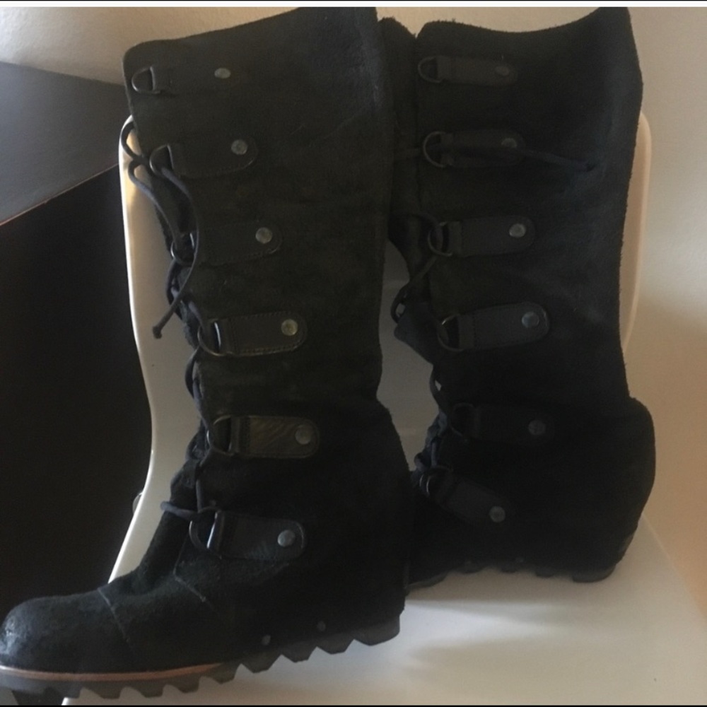 Sorel Joan of arctic leather boots size 6